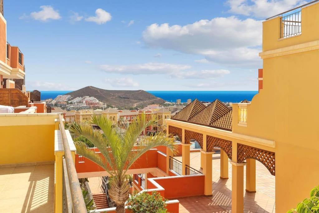 Luxury House Granada Park Villa Arona  Ngoại thất bức ảnh